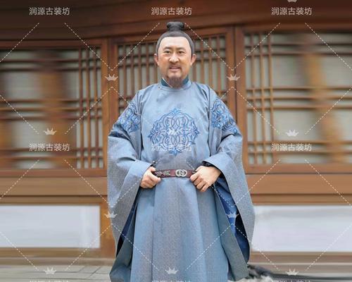 探究绝对演绎官服平台（了解绝对演绎官服的平台及游戏体验）