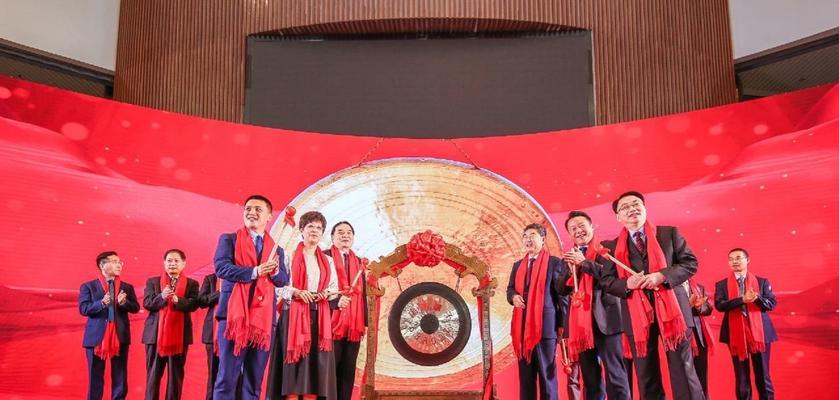掌门现在还招大学生吗？知乎上的最新招聘信息是什么？